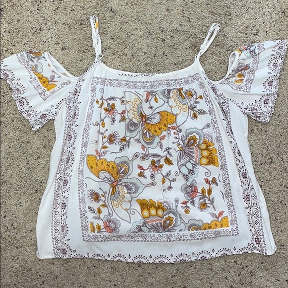 Love, fire challis cold shoulder top - Picture 2 of 6